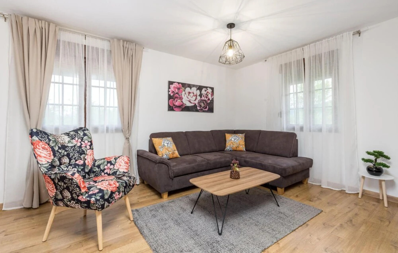 Amazing Home in Otocac With Wifi, 4 Bedrooms and Outdoor Swimming Pool