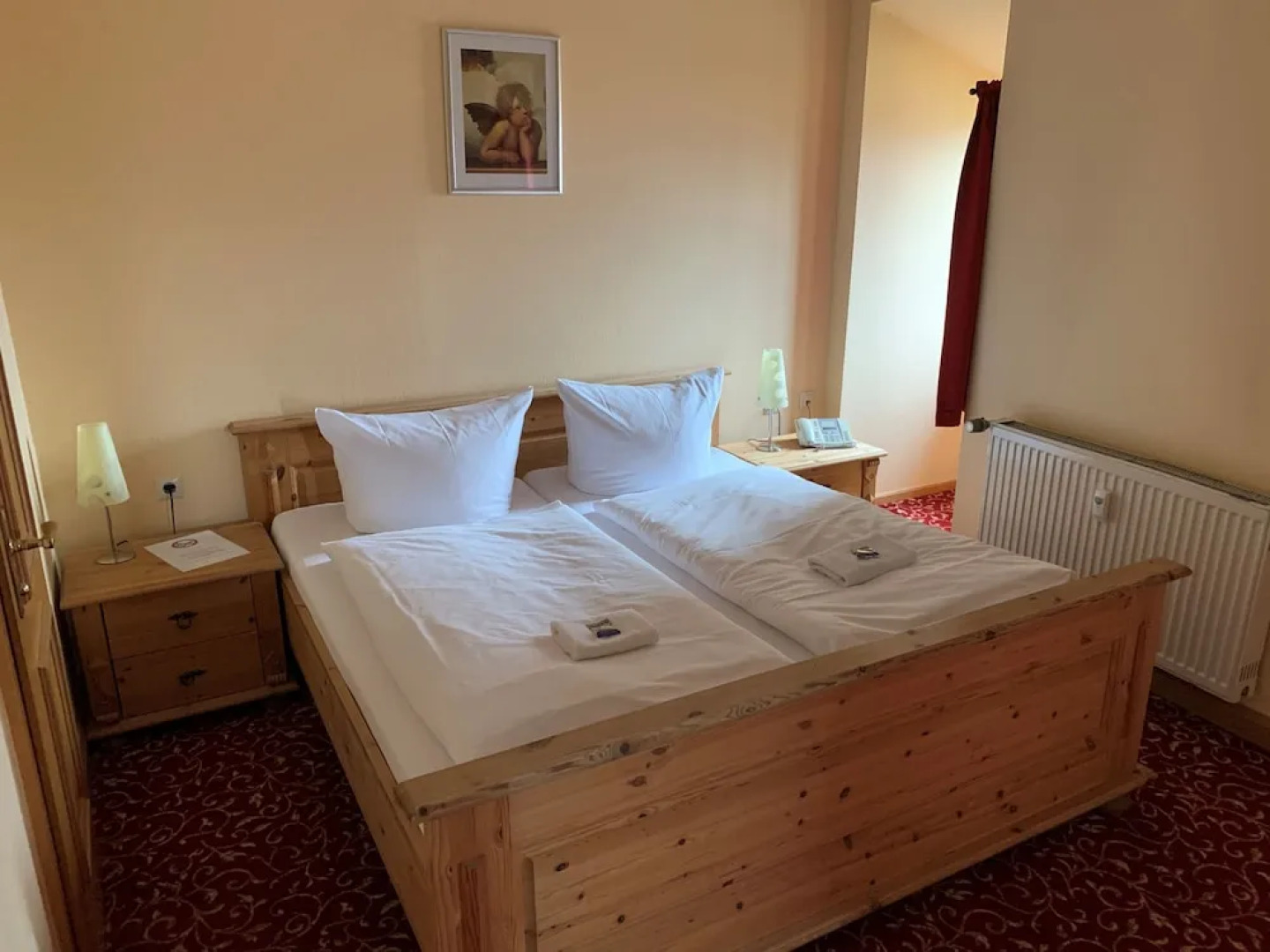 Hotel und Restaurant  Auf der Creuzburg