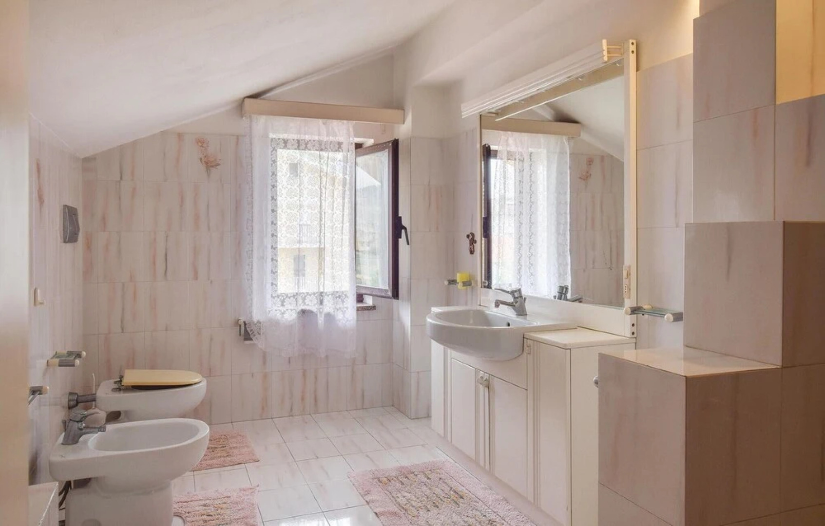 Nice Apartment in Reggio di Calabria With 2 Bedrooms and Wifi