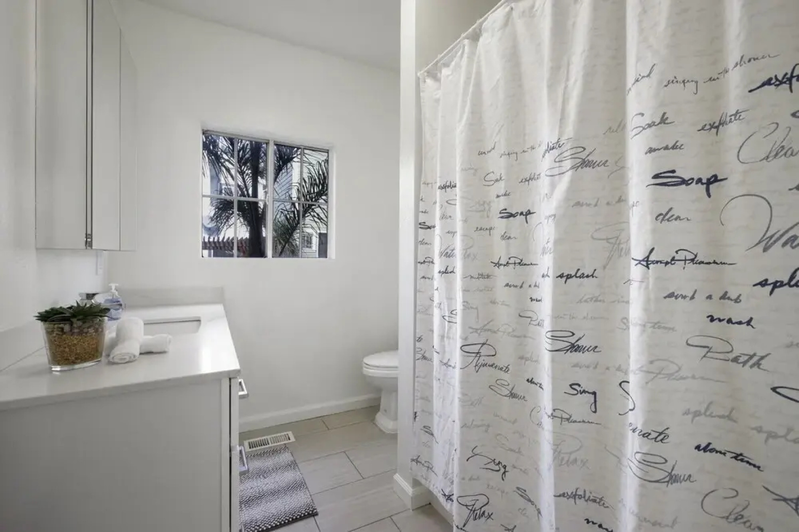 Cozy, Modern 3-bedroom in Oakland