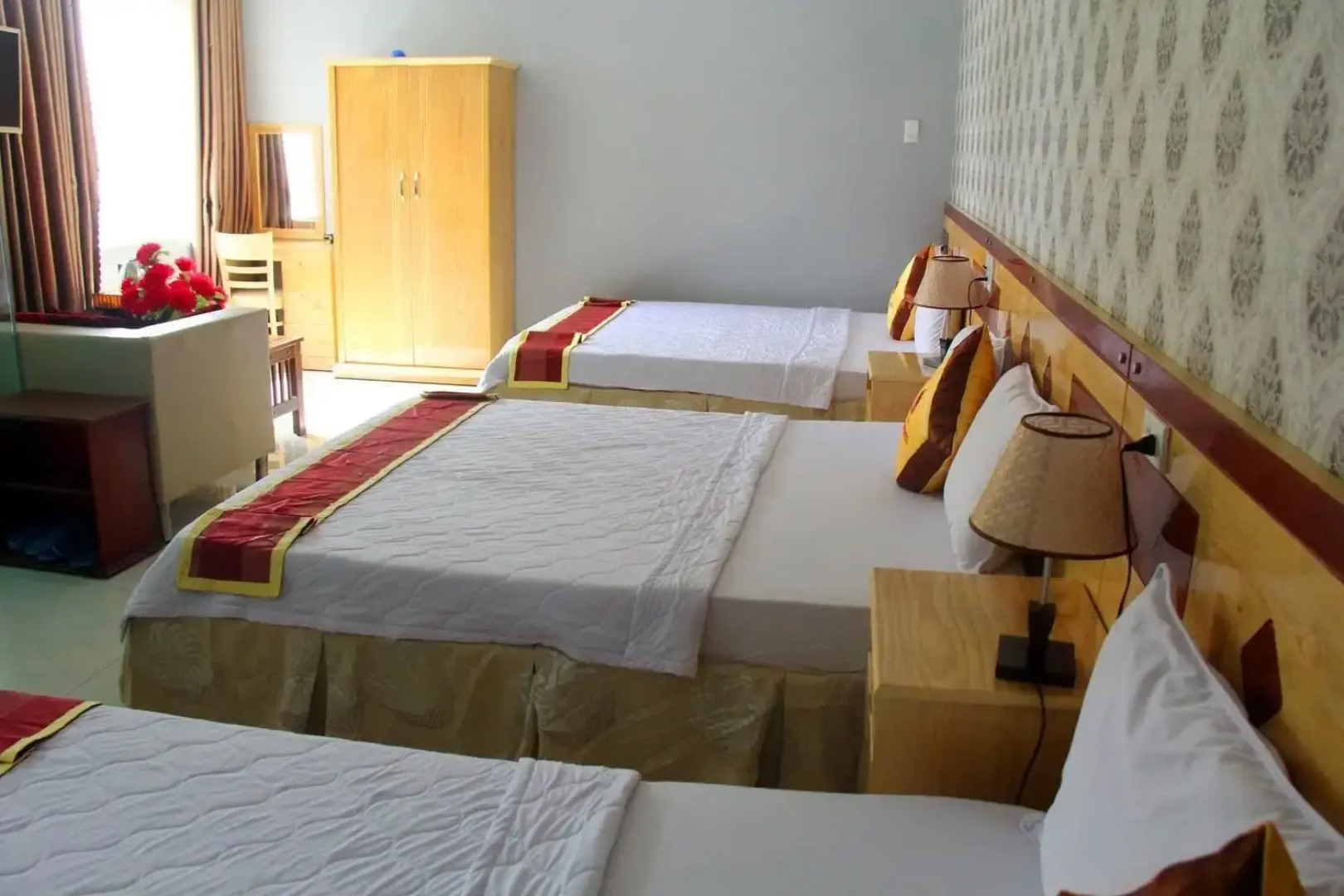 Yen Vy 04 Luxury Hotel