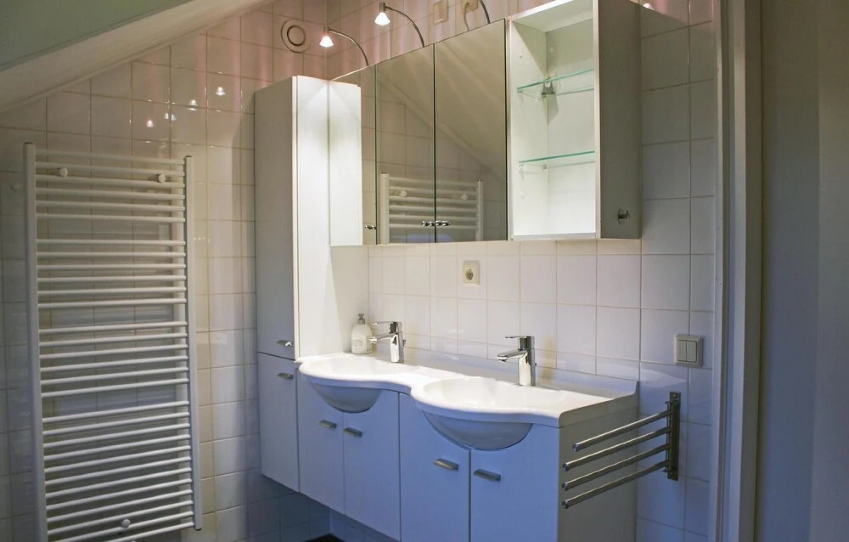 It Soal Waterpark-waterlelie I