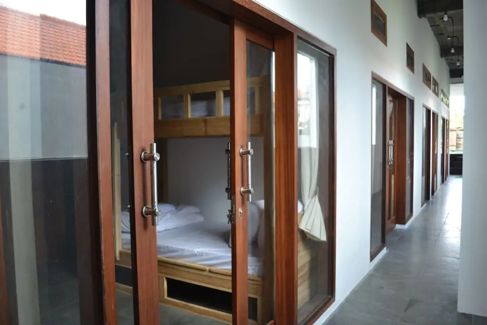 Draper Startup House for Entrepreneurs - Hostel