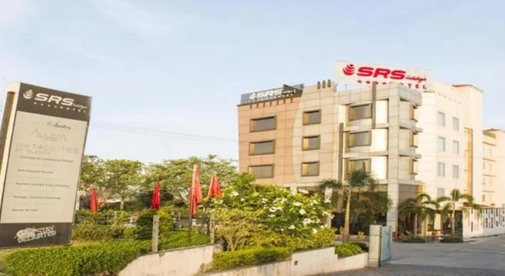 SRS Lakshay Hotel