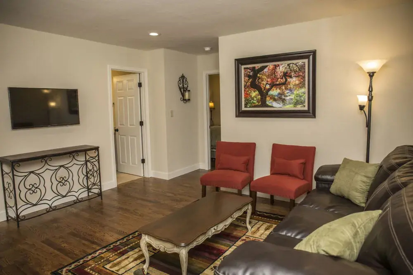 Woodlands Inn Of Sapphire Bed & Breakfast