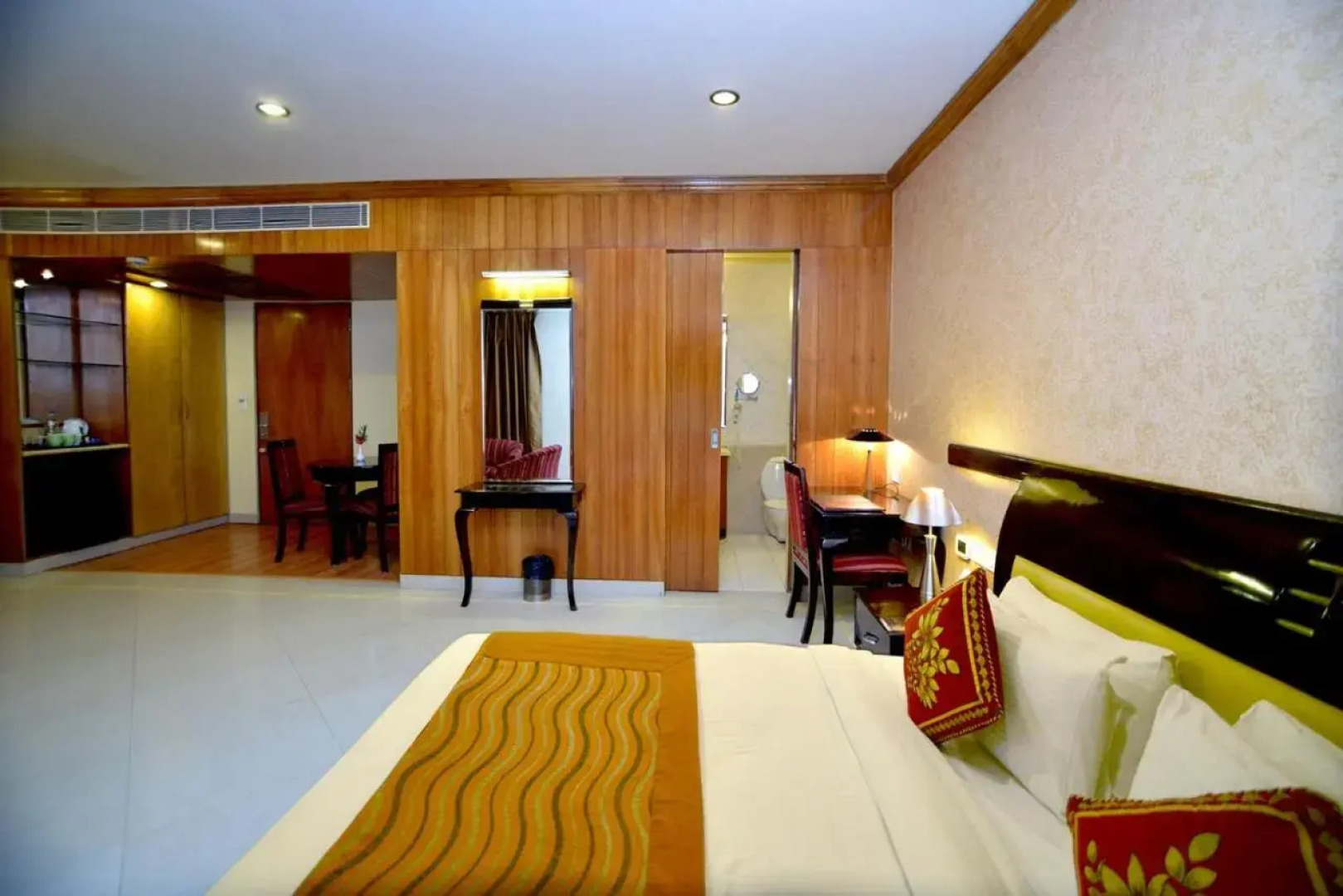 Pink Pearl Hotel & Fun City