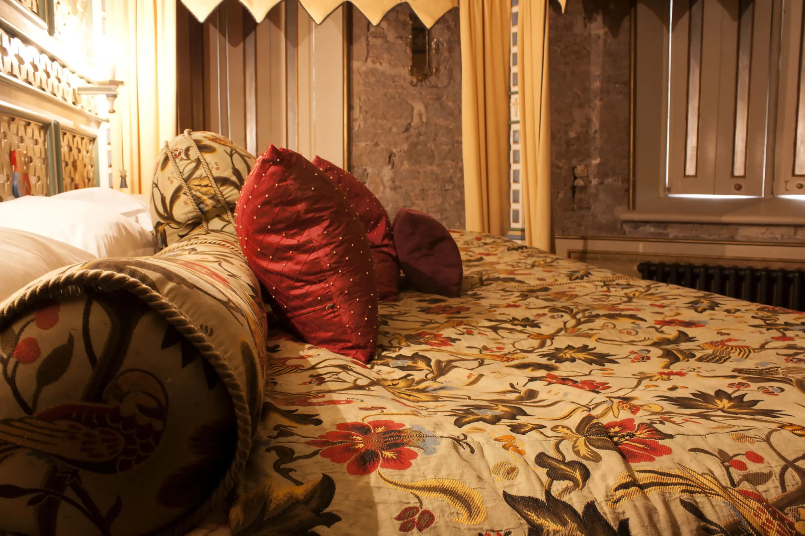 Thornbury Castle, Relais & Châteaux