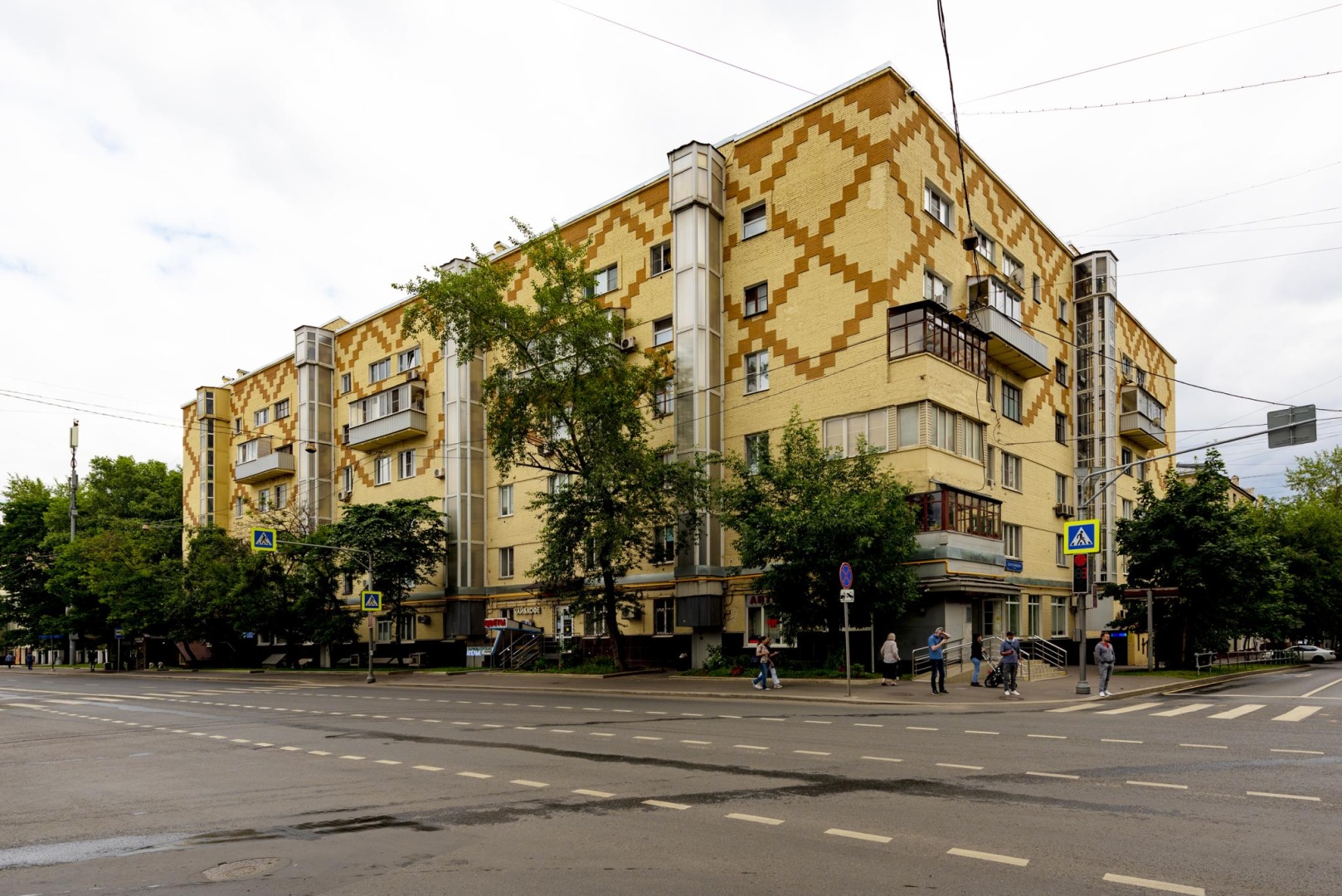 Апарт Сити 24 на проезде Шмитовский