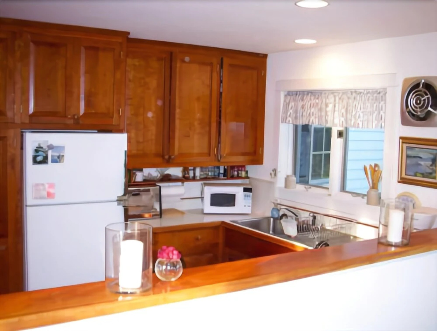 Artists Retreat - Four Bedroom Home