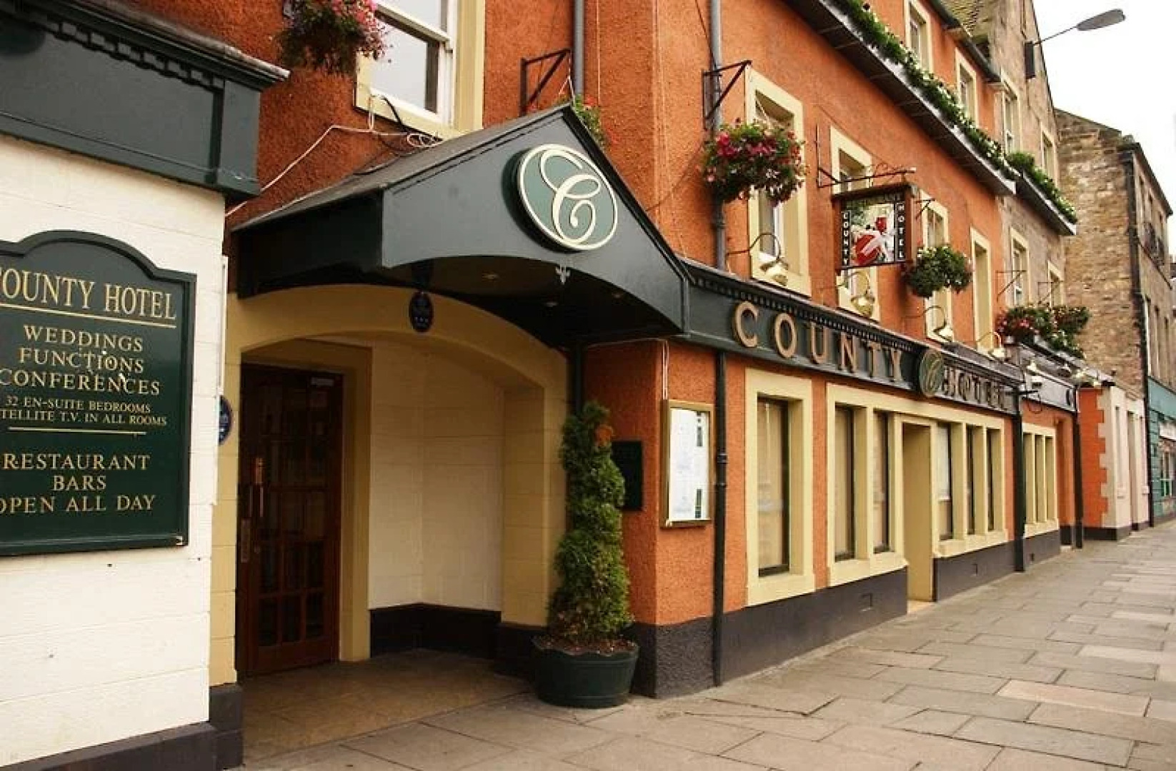 The County Hotel