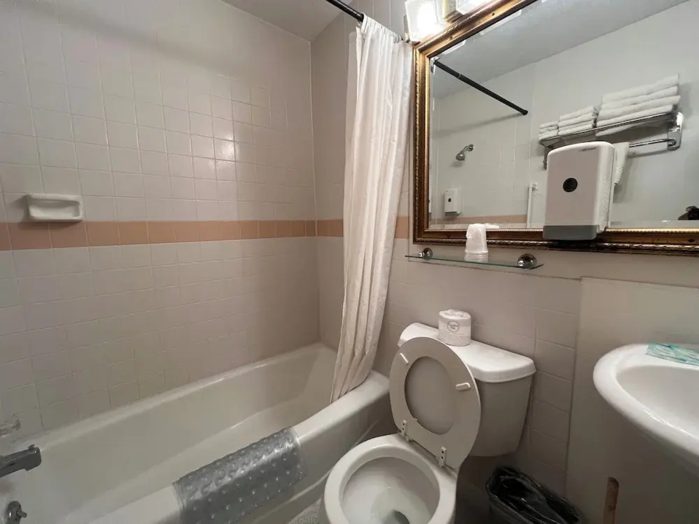 Dew Drop Inn Motel by OYO Miller SD