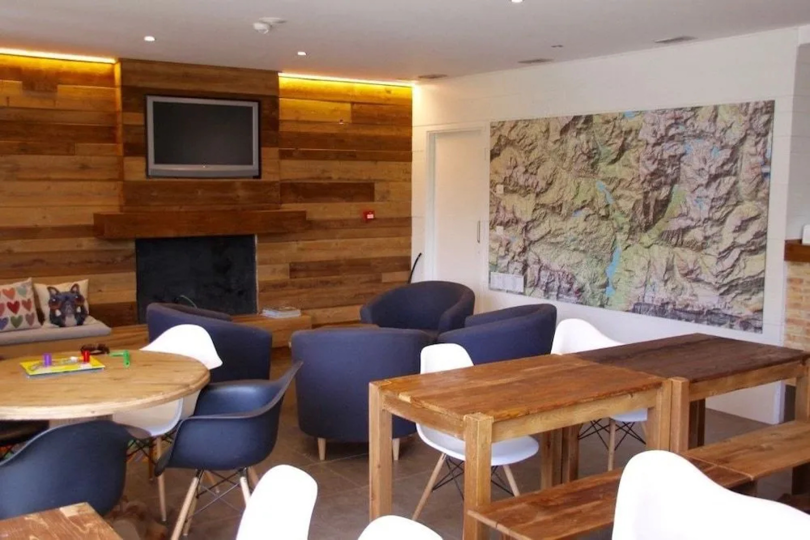 Aparthotel Tres Quiñones