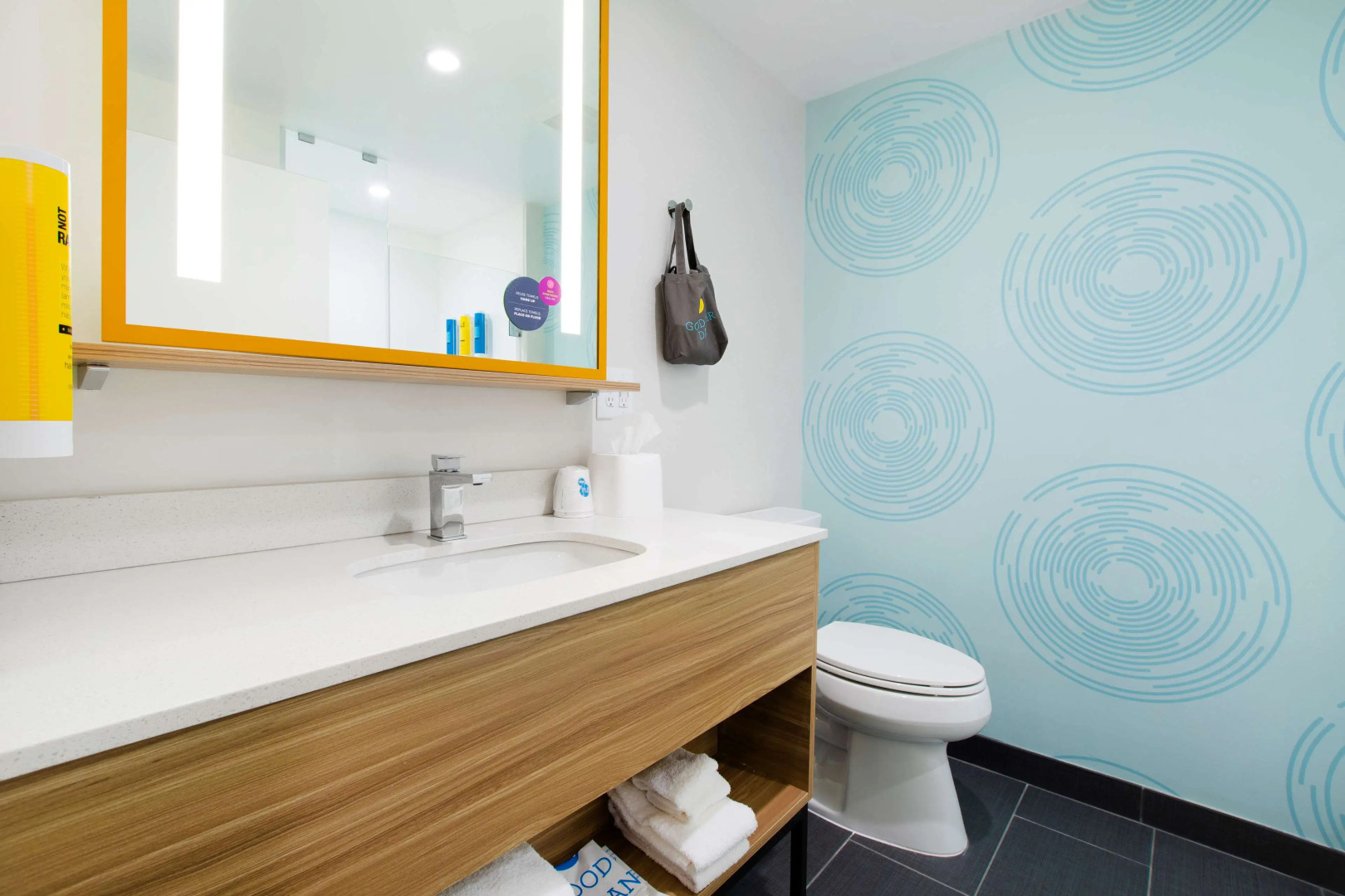 Tru by Hilton Chapel Hill