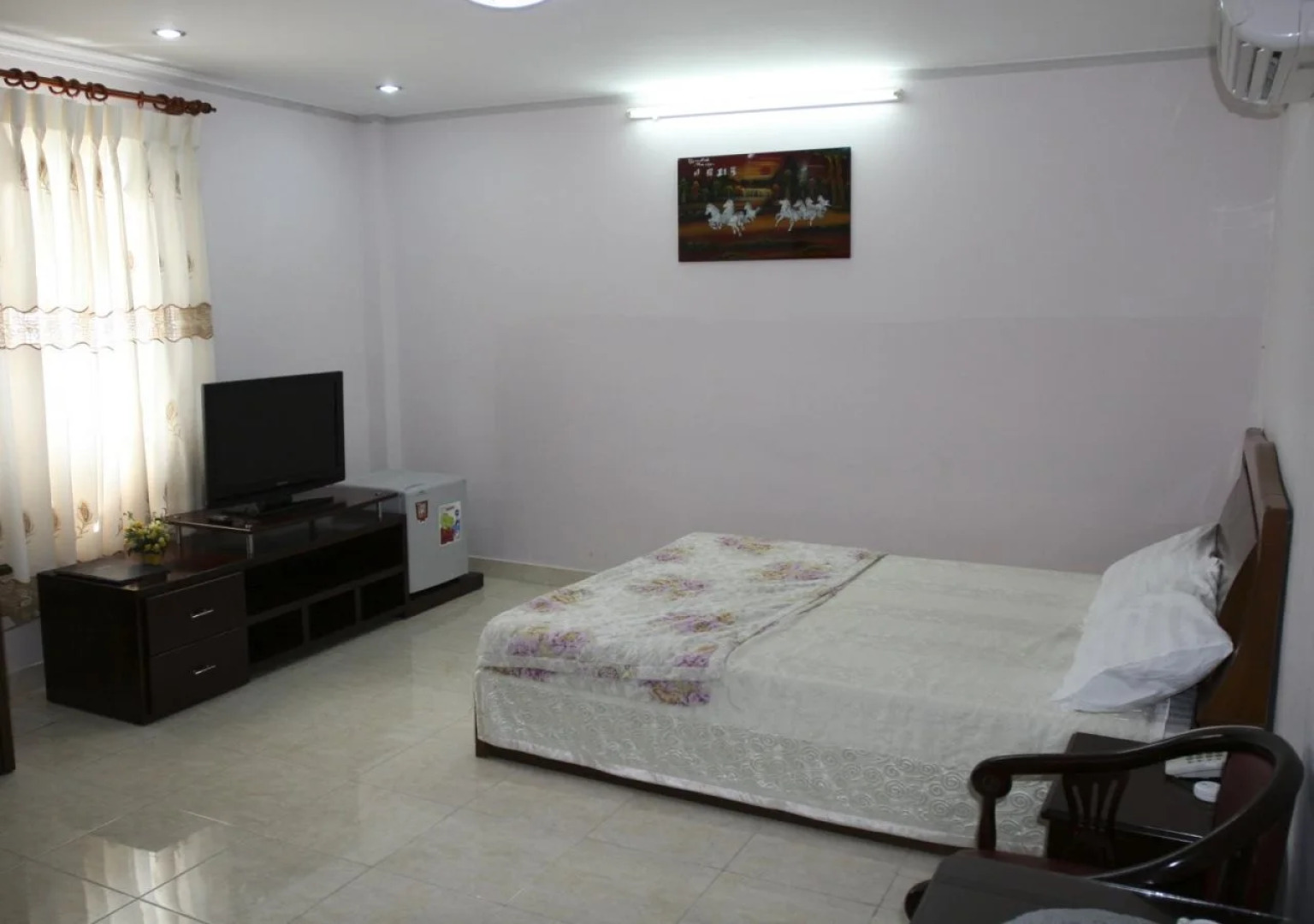 Kim Thuy Ngan Ha hotel