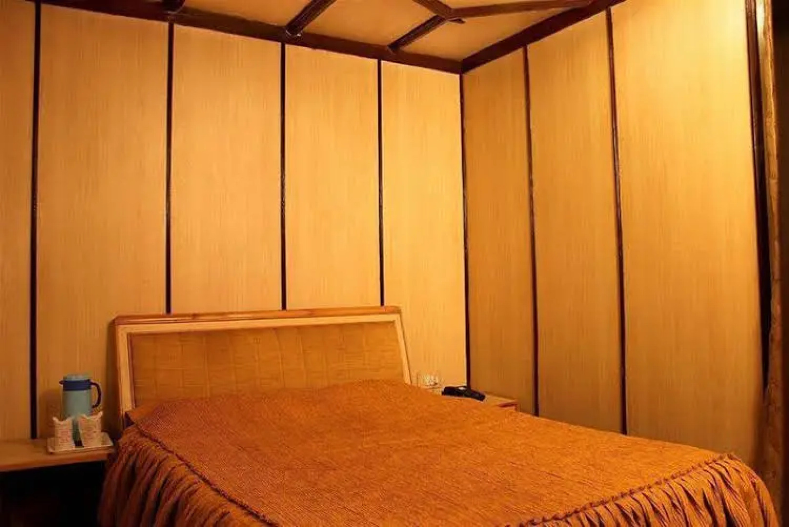 2 BR Rustic hut in Fagu, Shimla, by GuestHouser (912C)