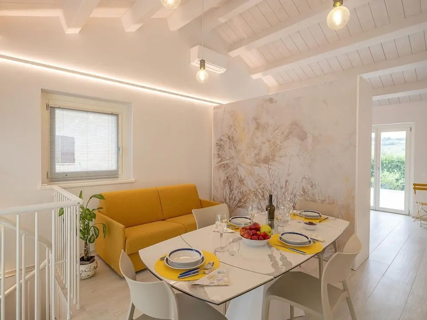 Spacious Stay in Montelupone