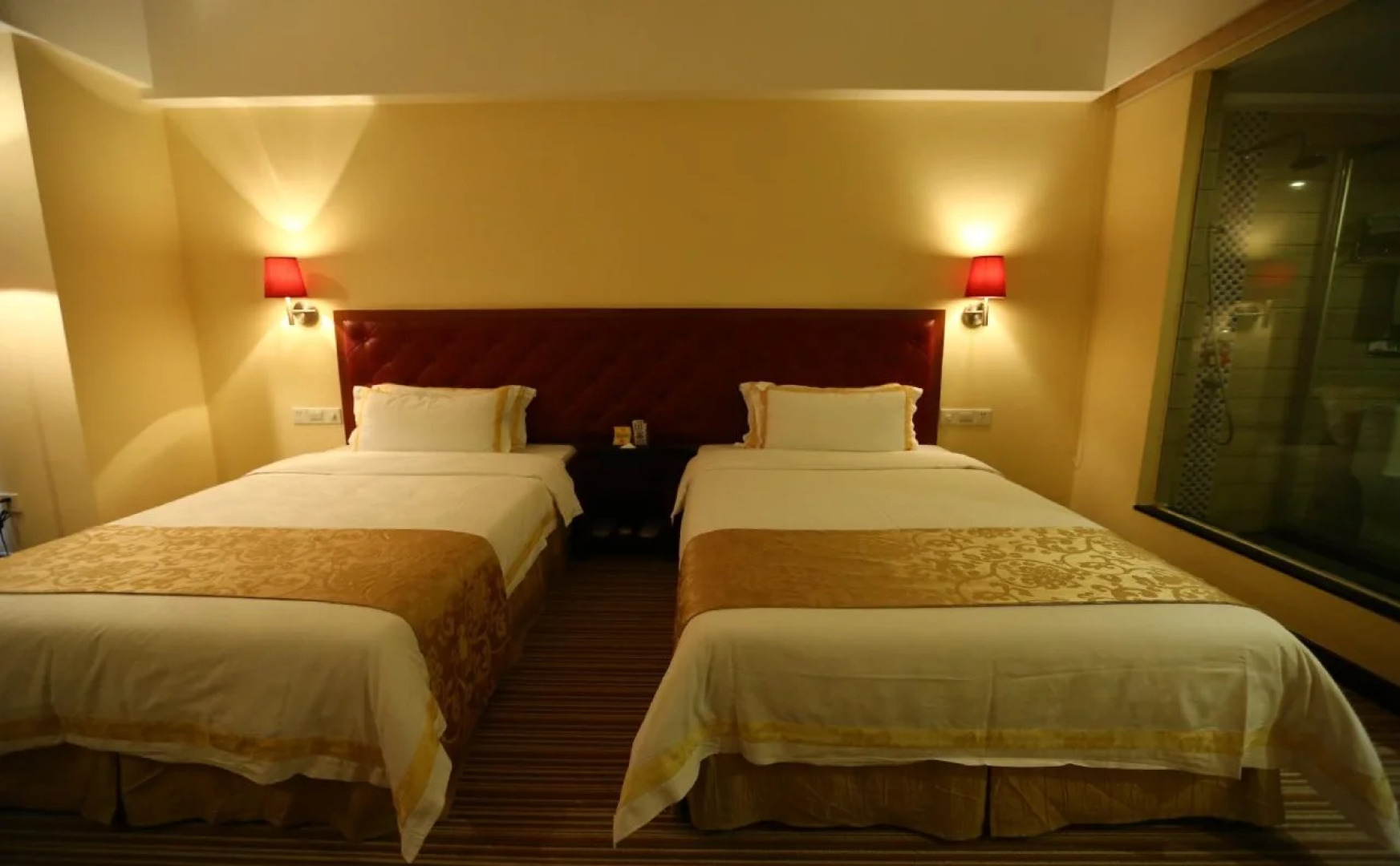 Foshan Friendly Holiday Hotel