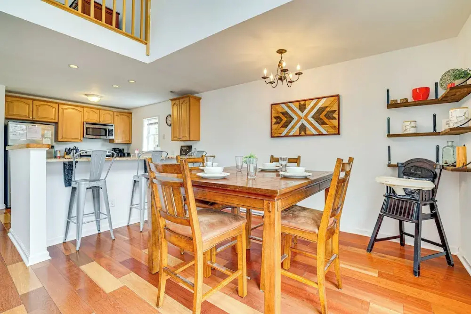 Hot Tub + Decks: Tree-lined Retreat in Pocono Lake