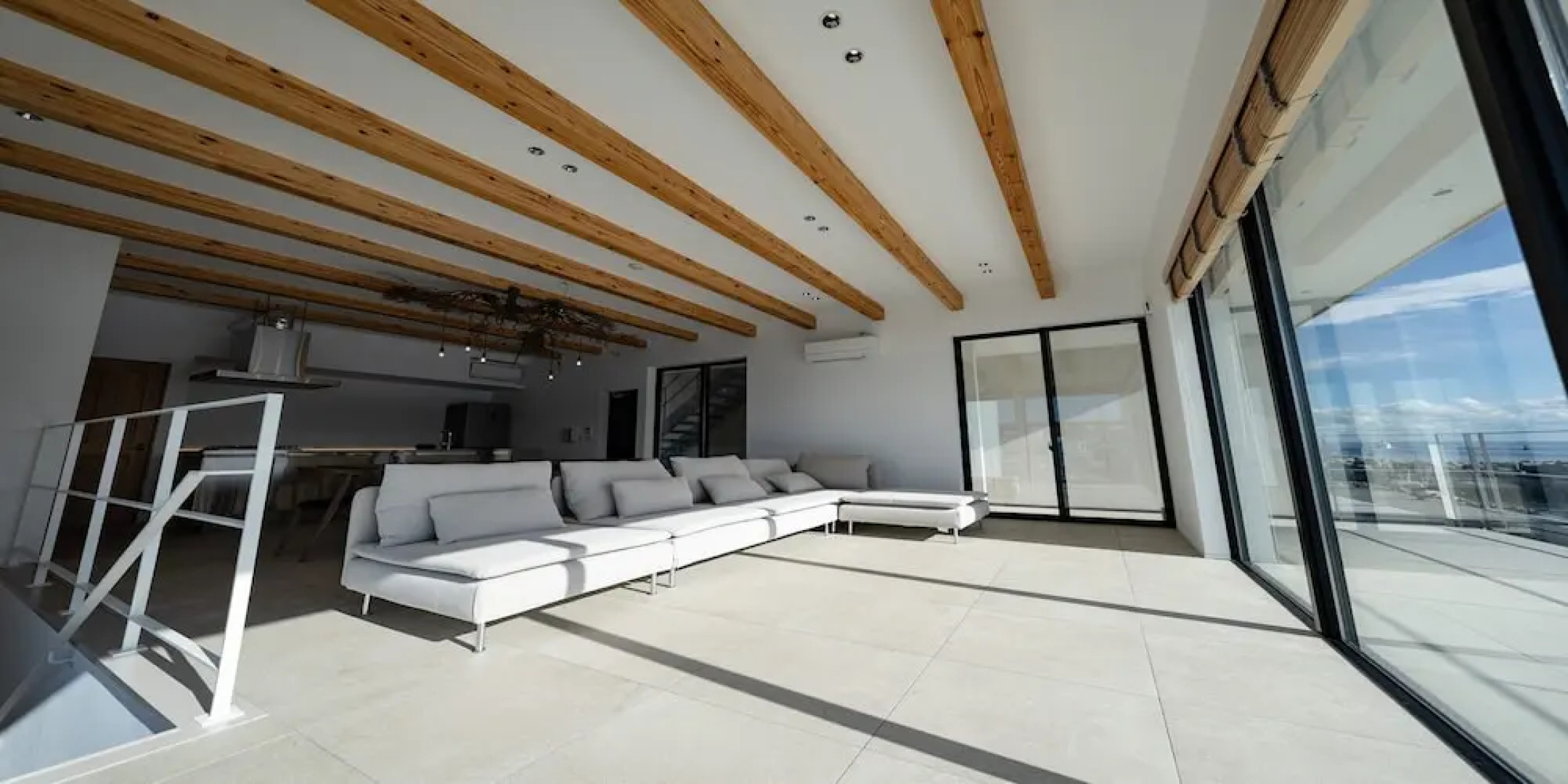 the View miurashiharumicho