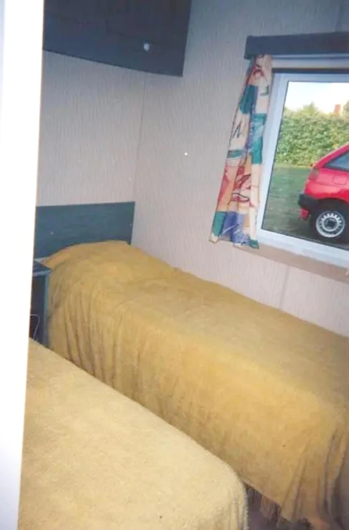 Property with 2 Bedrooms in Kerlouan, with Furnished Garden - 100 M From the Beach