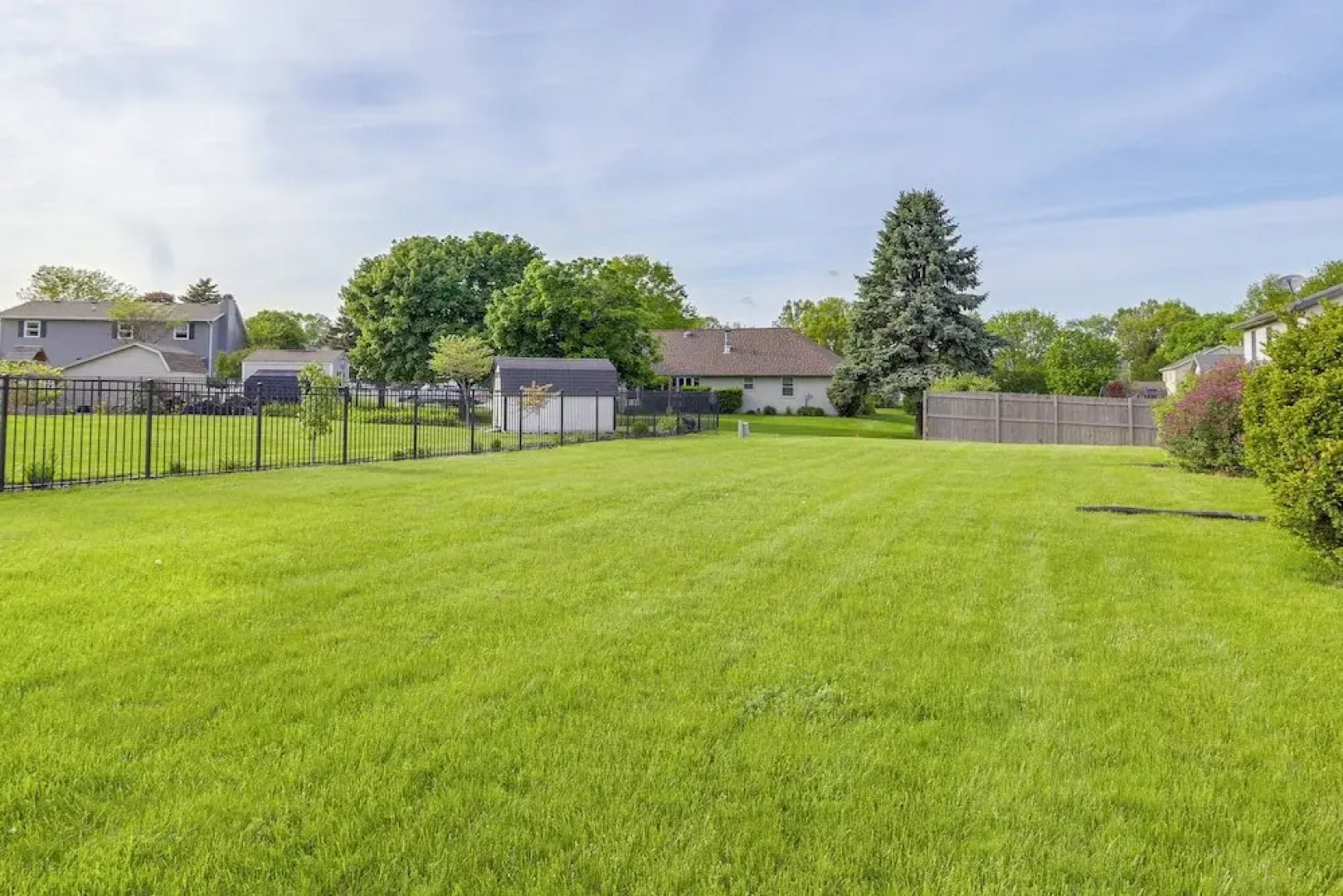 South Bend Area Vacation Rental 8 Mi to Notre Dame