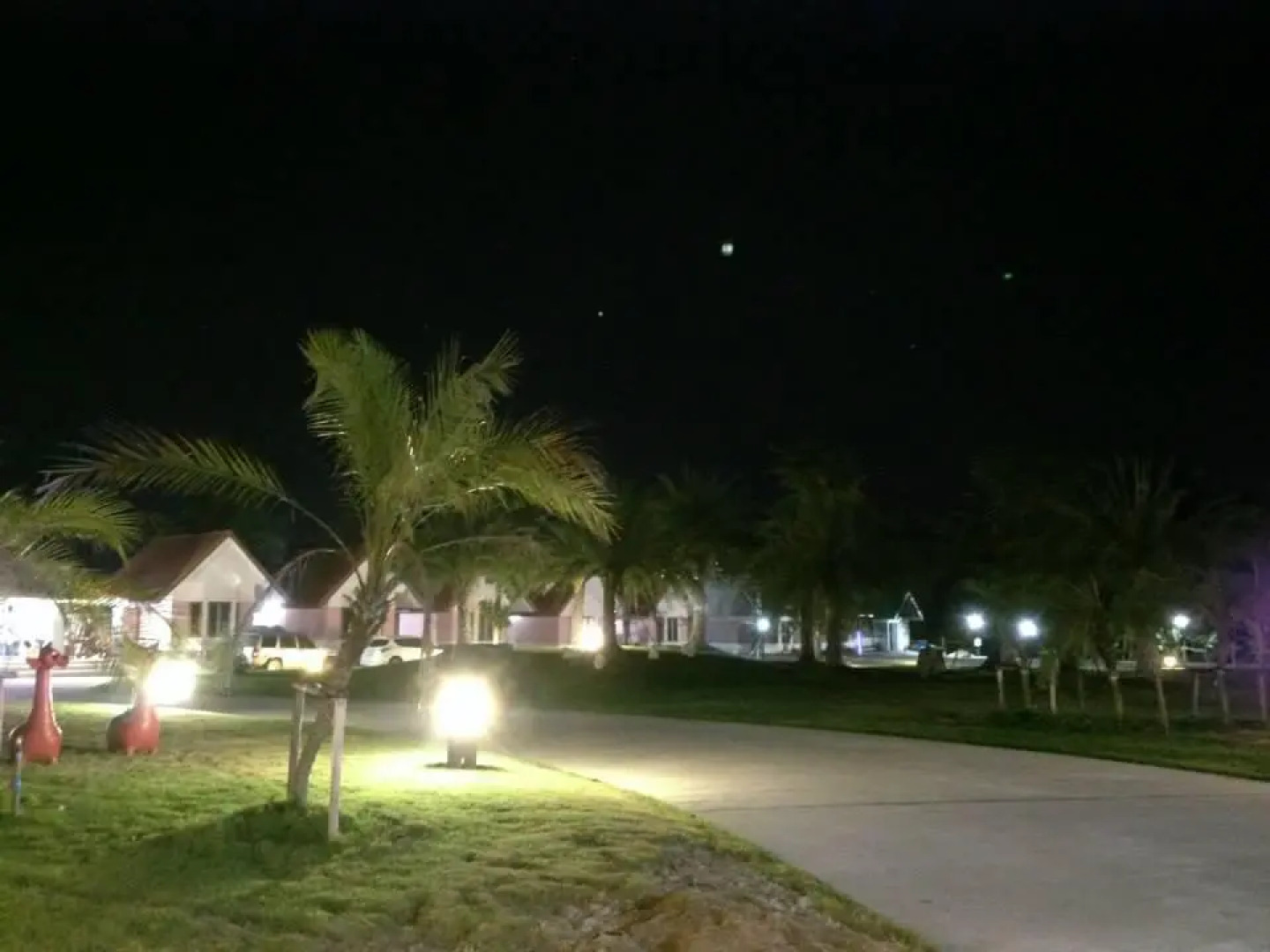 Maingam Resort Uthaitani