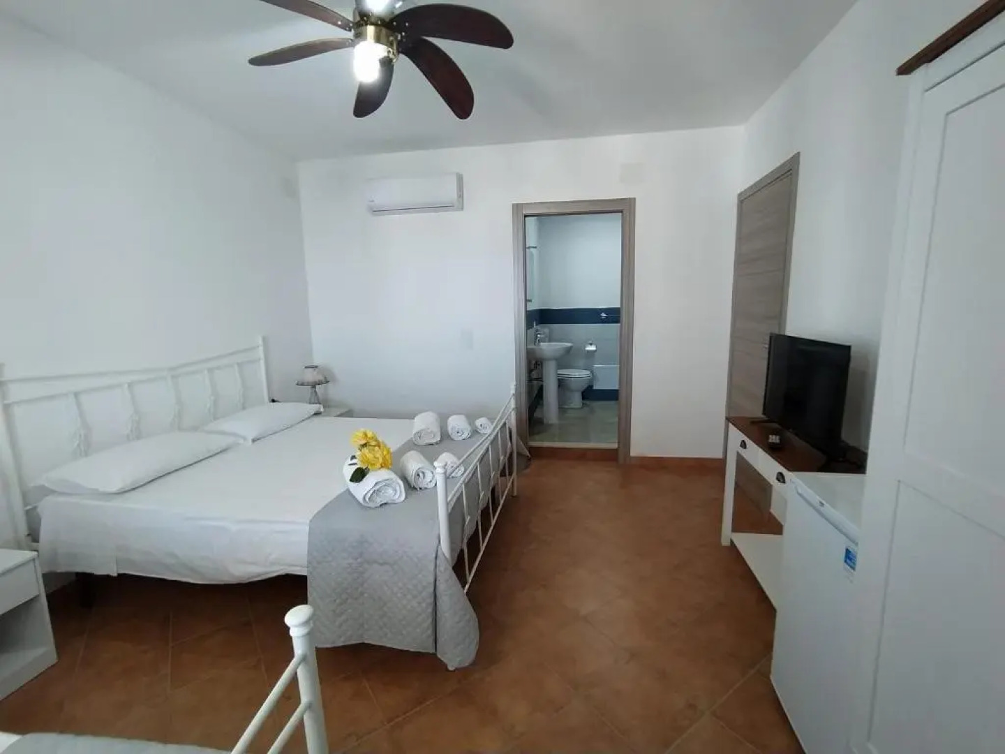 APPARTAMENTO CON 3 CAMERE CON BAGNO INTERNO, CUCINA Sea & Sun 3