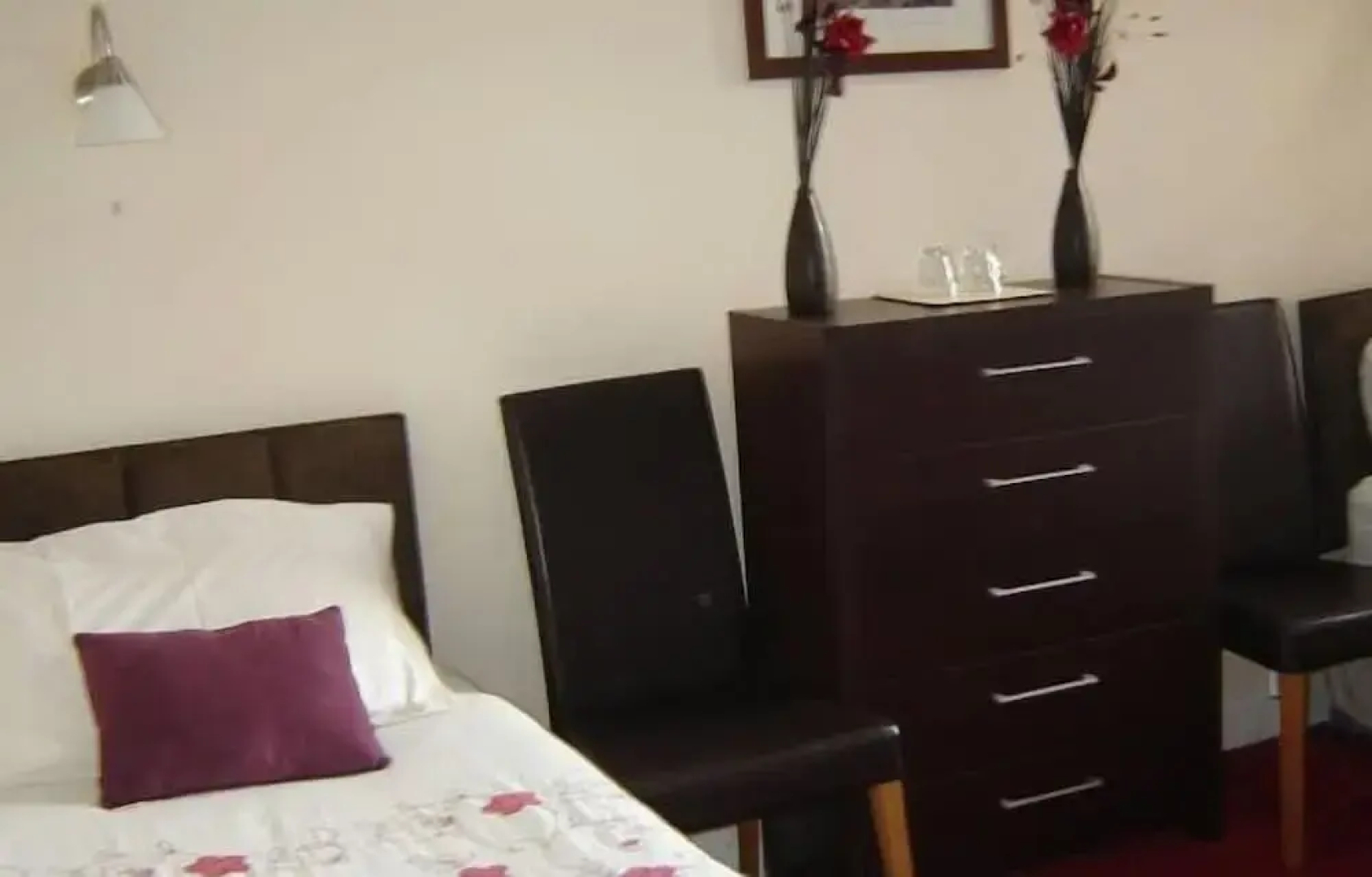 White House View Guest House