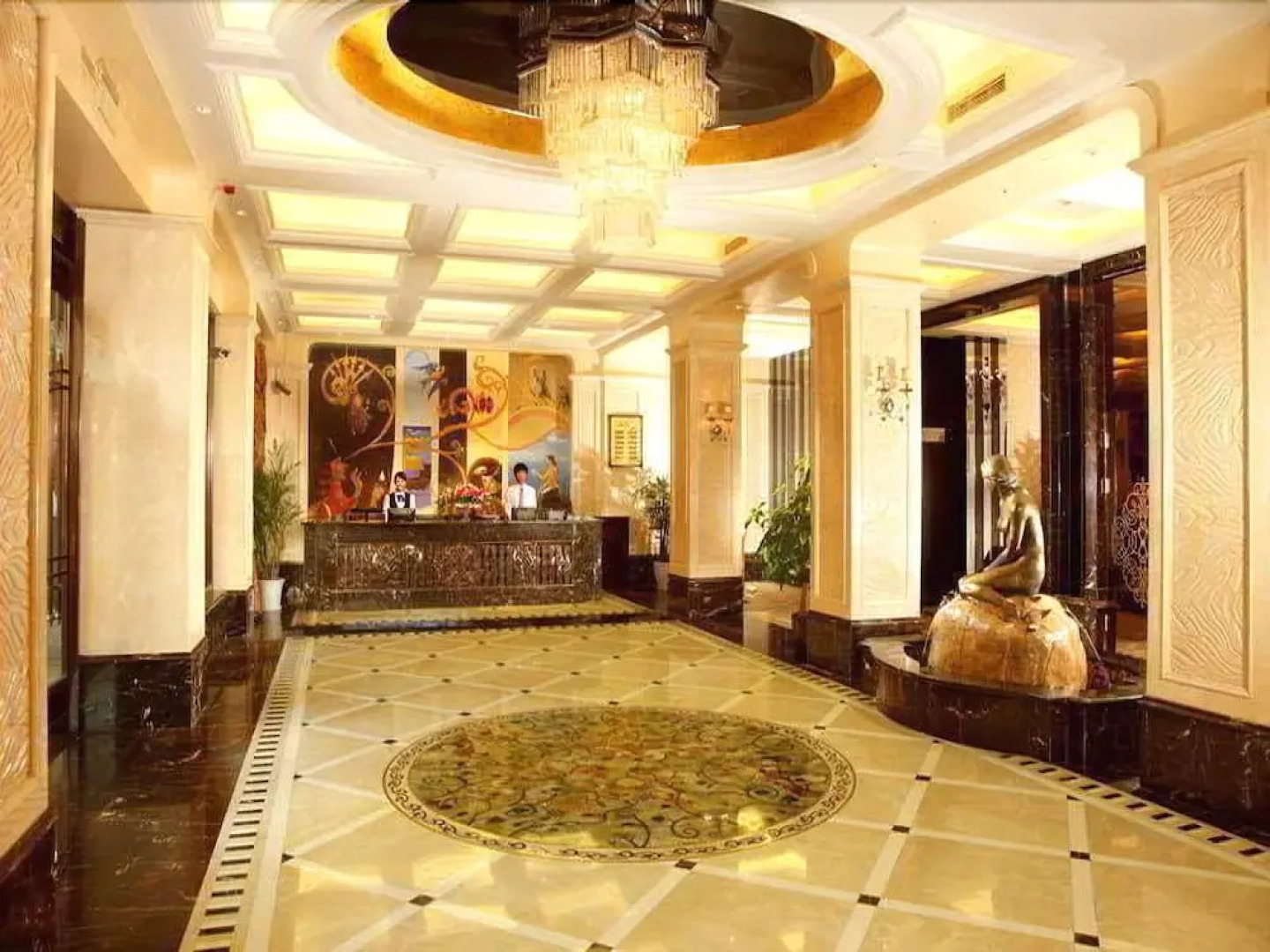 Shanghai Andersen Culture Hotel (The Bund)