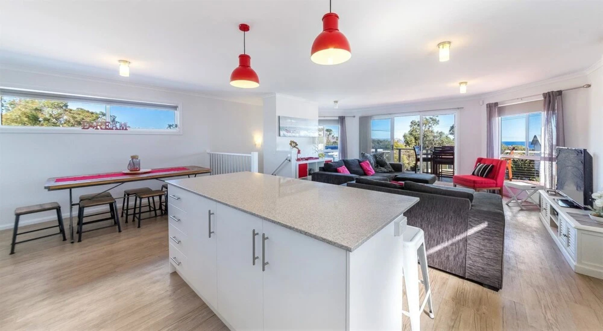 Dune at Carrickalinga - 22 Taronga Crescent