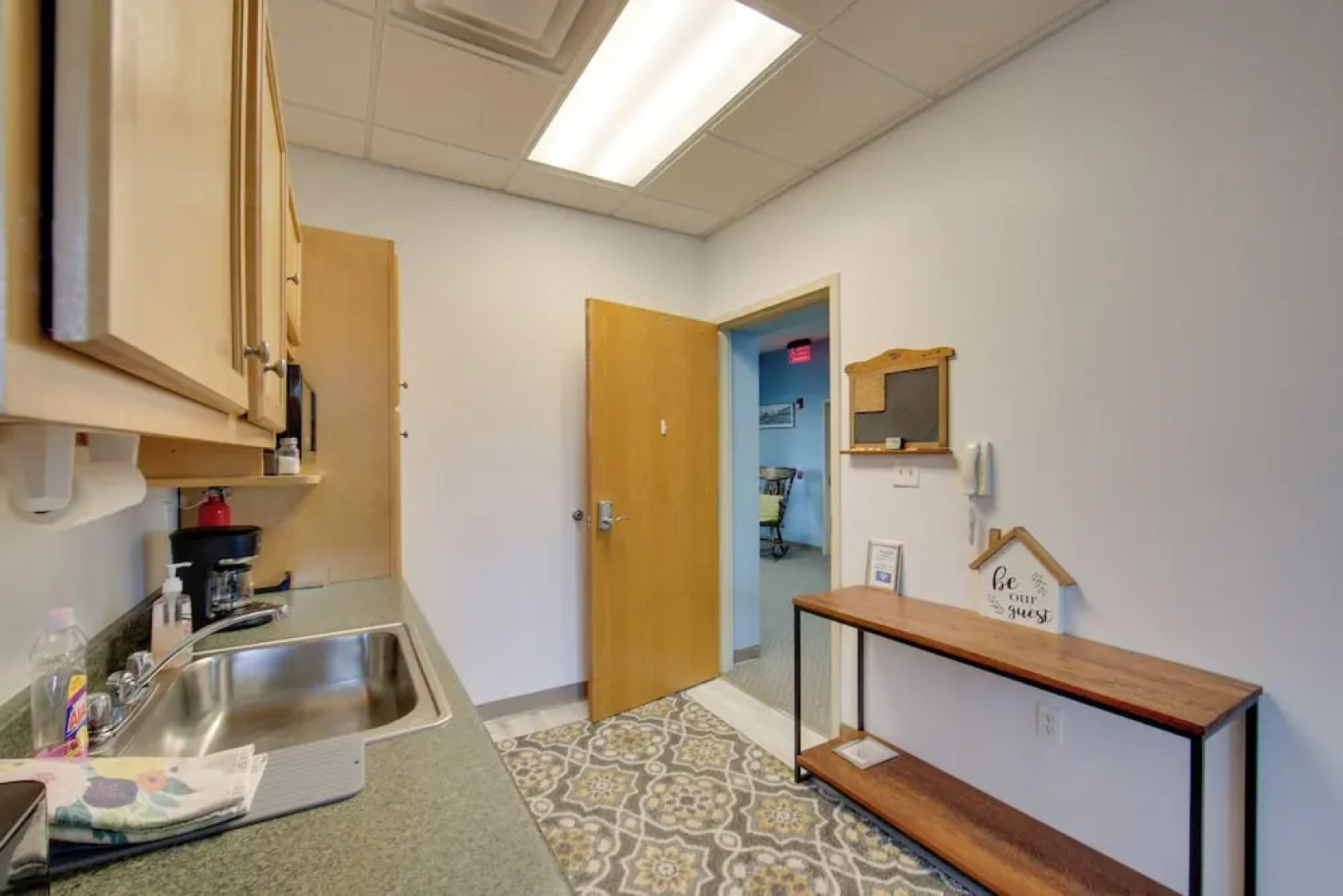 20 Mi to Dtwn Pittsburgh: Pet-friendly Apartment