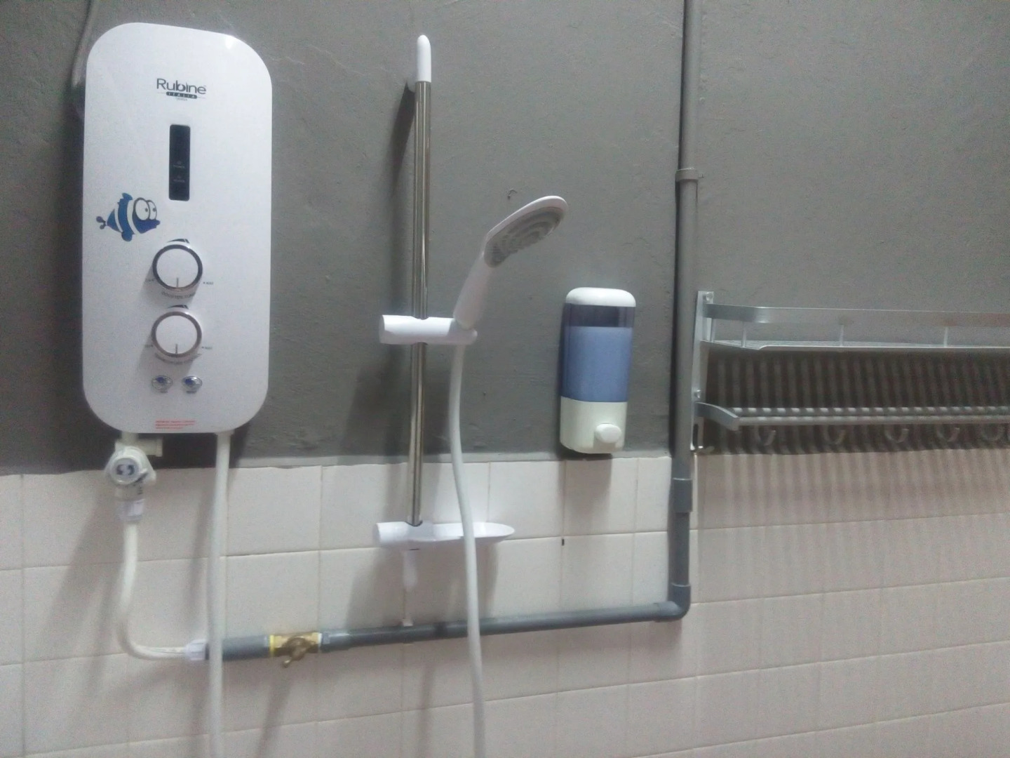 Kemaman Lodge & Cafe - Hostel