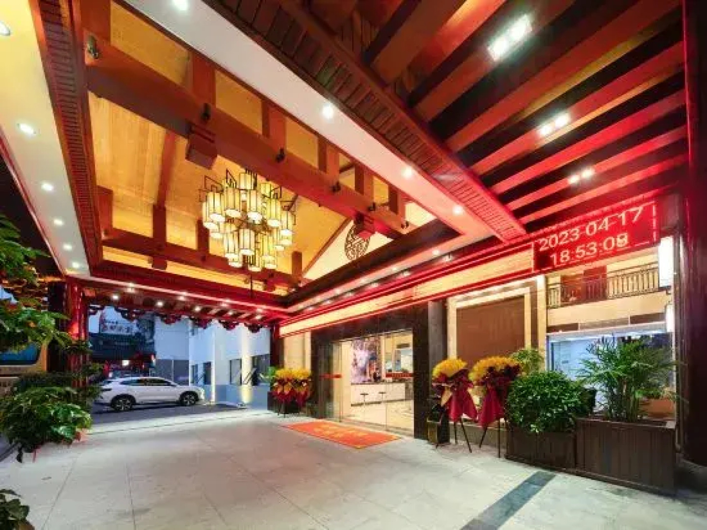 Shanshui Tingyuan Hotel (Zhangjiajie National Forest Park Wulingyuan Sign Store)