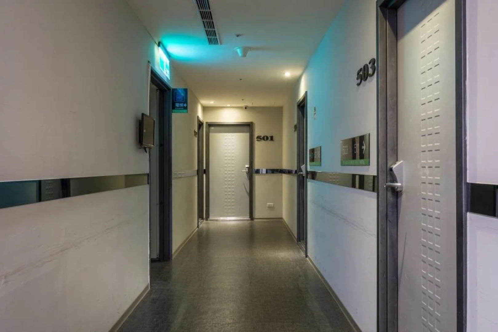 Sparkle Hotel Taipei Bridge