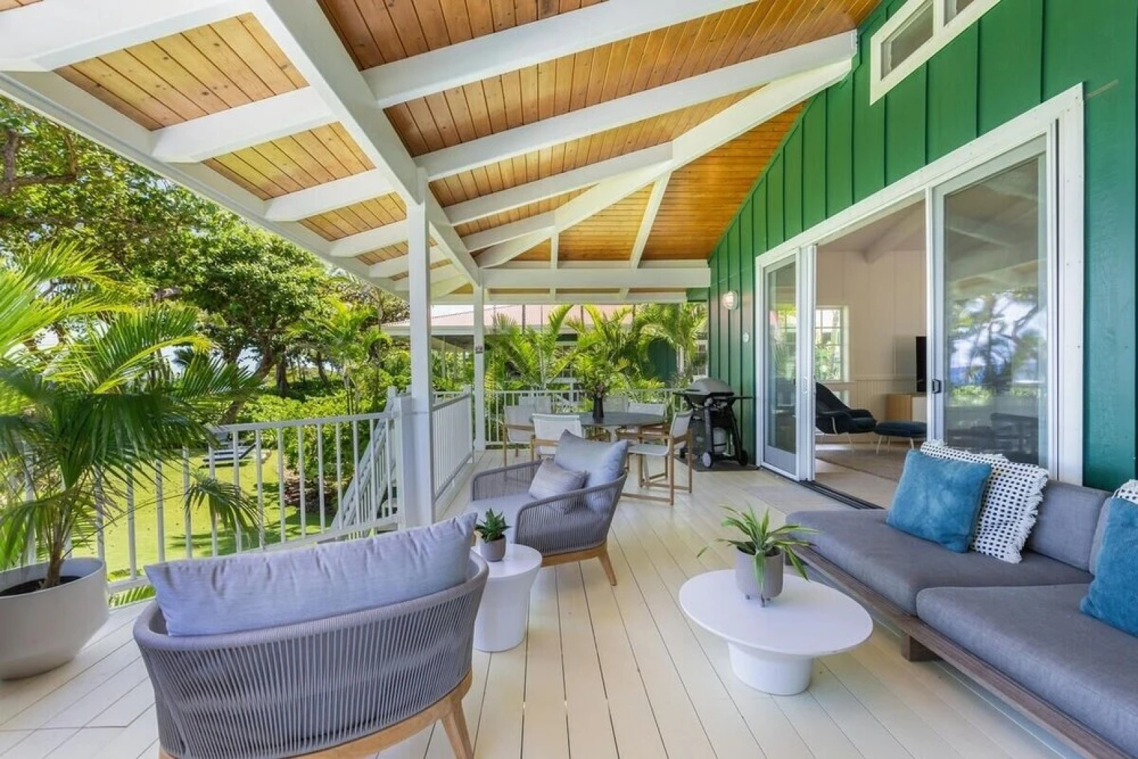 Camp Alealea 6 Bedroom Home by RedAwning
