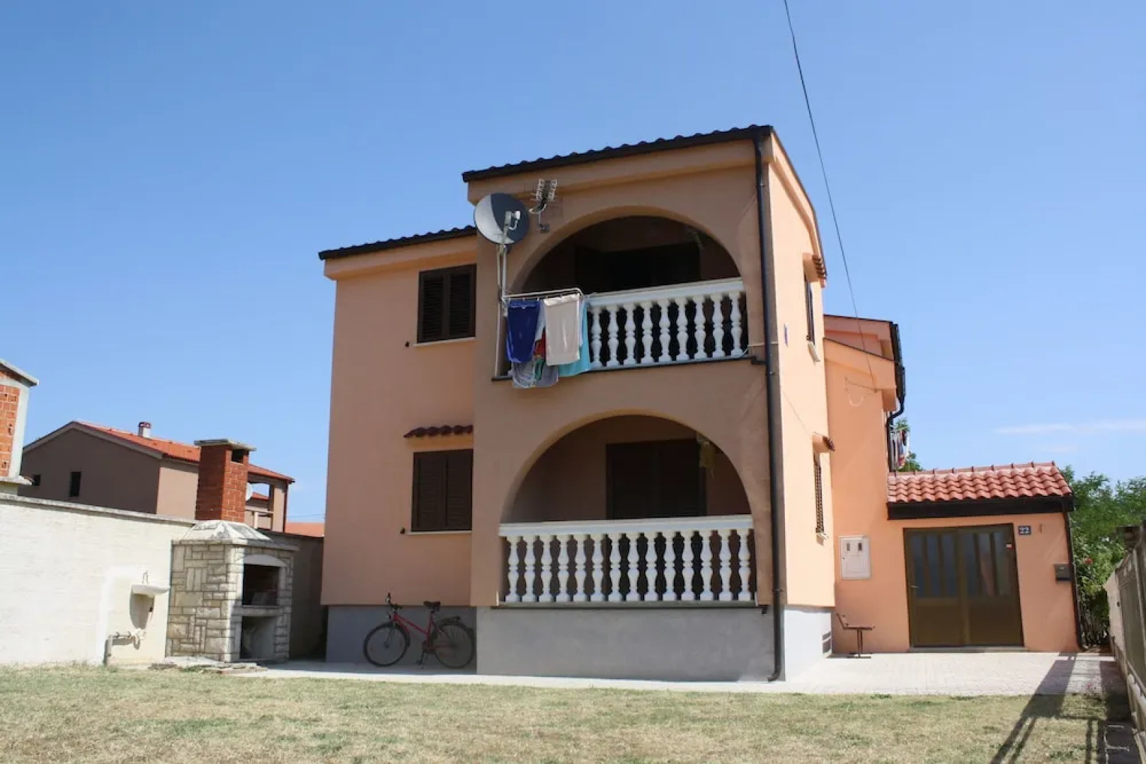 Apartments Branko Nin