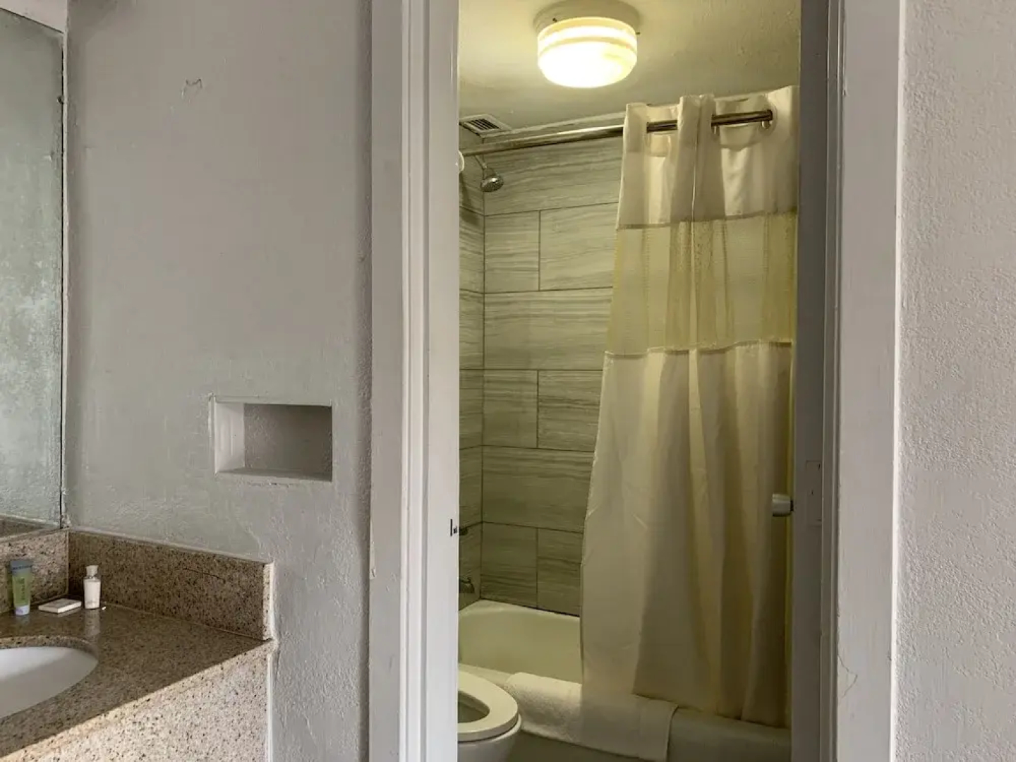 Hotel Petersburg VA I-95 South