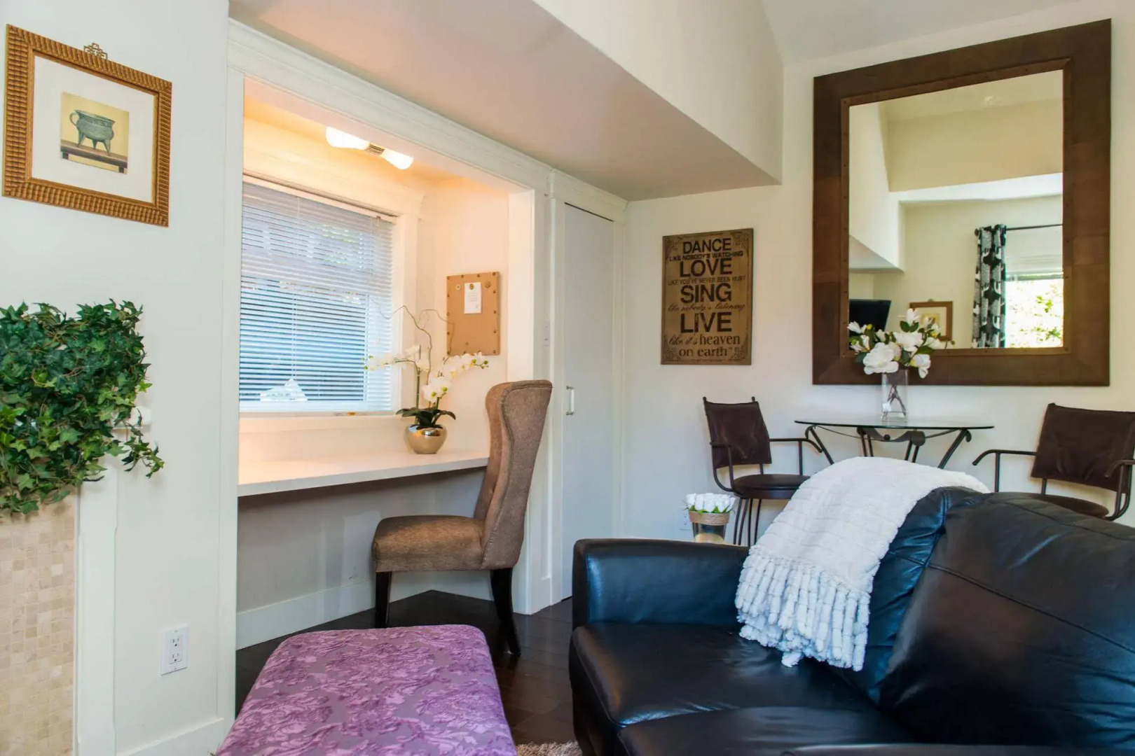 The Postern Gate Inn