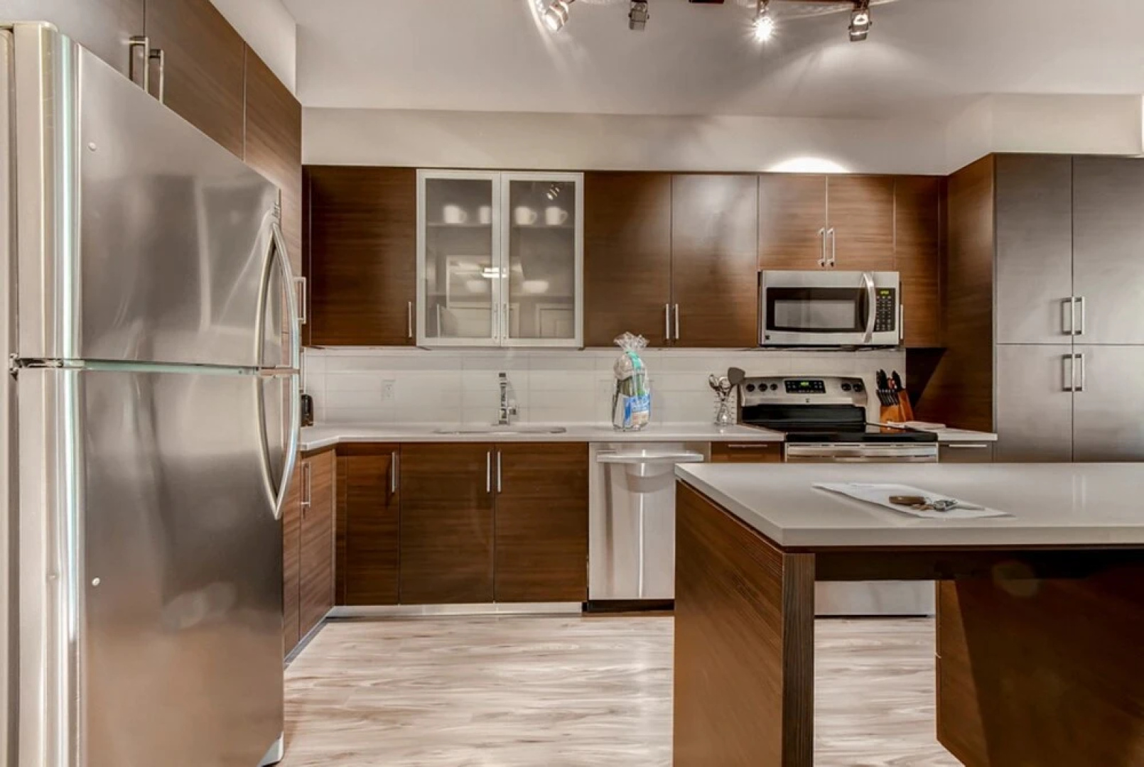 Global Luxury Suites at Stamford Center