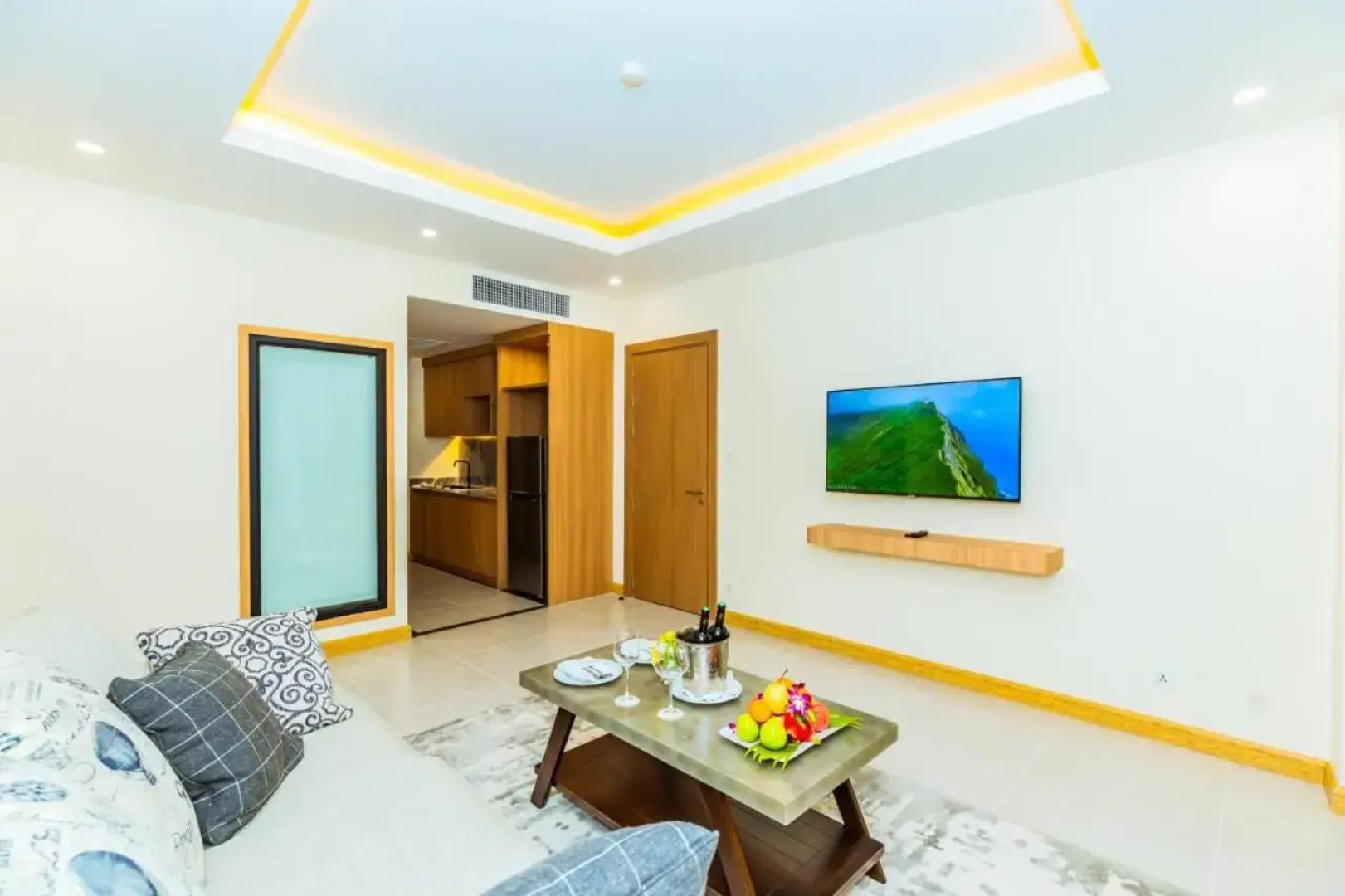 Titan King Casino and Resort