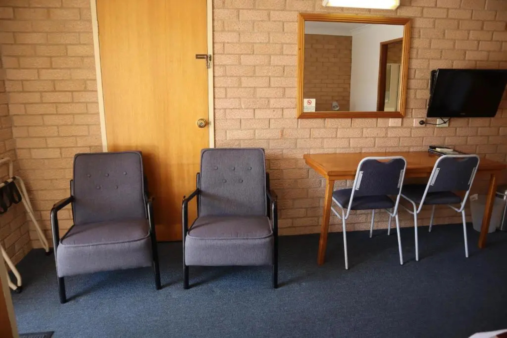 Golden Chain Aalana Motor Inn