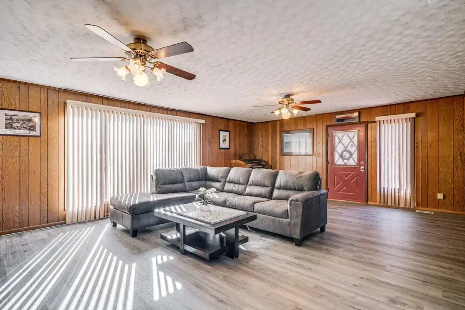 Sneads Ferry Vacation Rental - Walk to Boat Ramp!