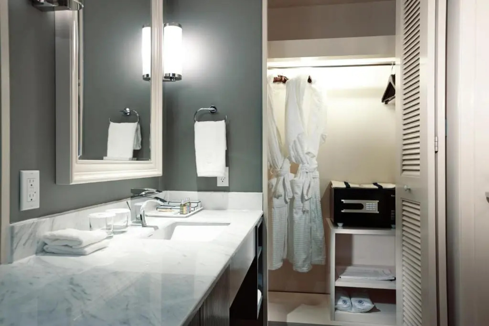 Kensington Hotel Saipan