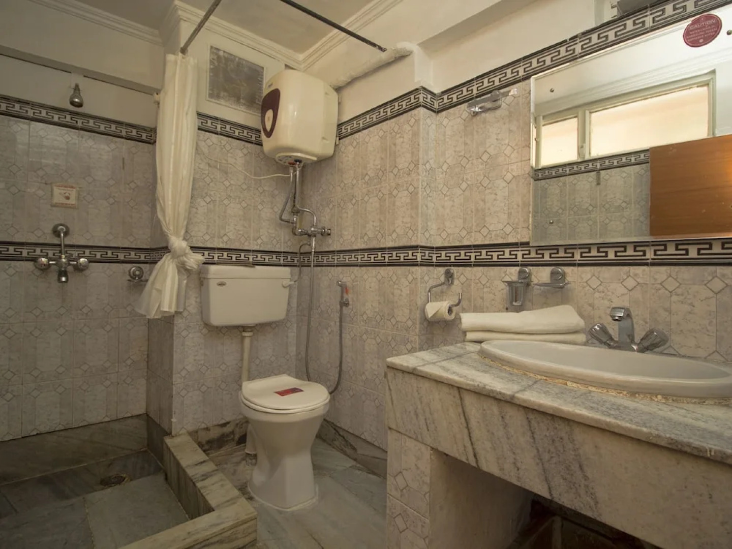 OYO 22358 Seven Seventeen