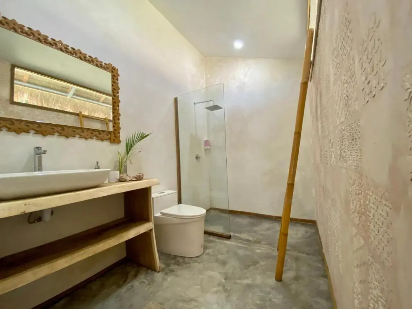 Kalume Kradan Village