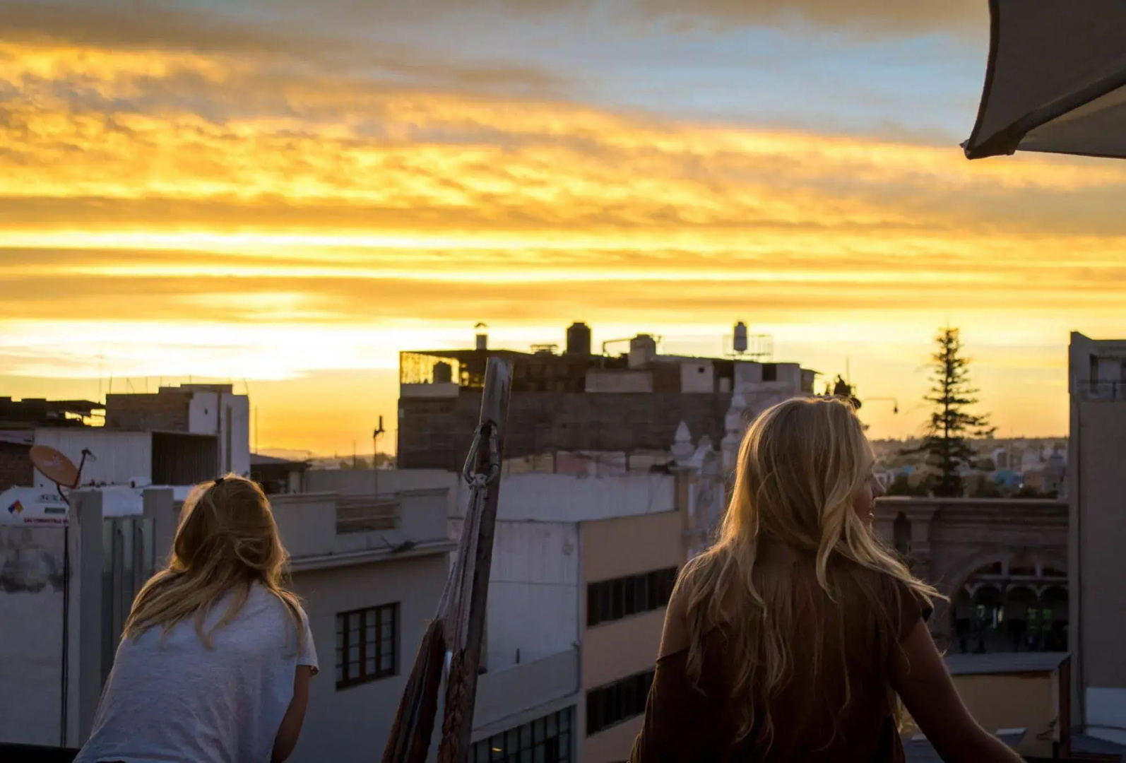 Mercaderes Backpackers