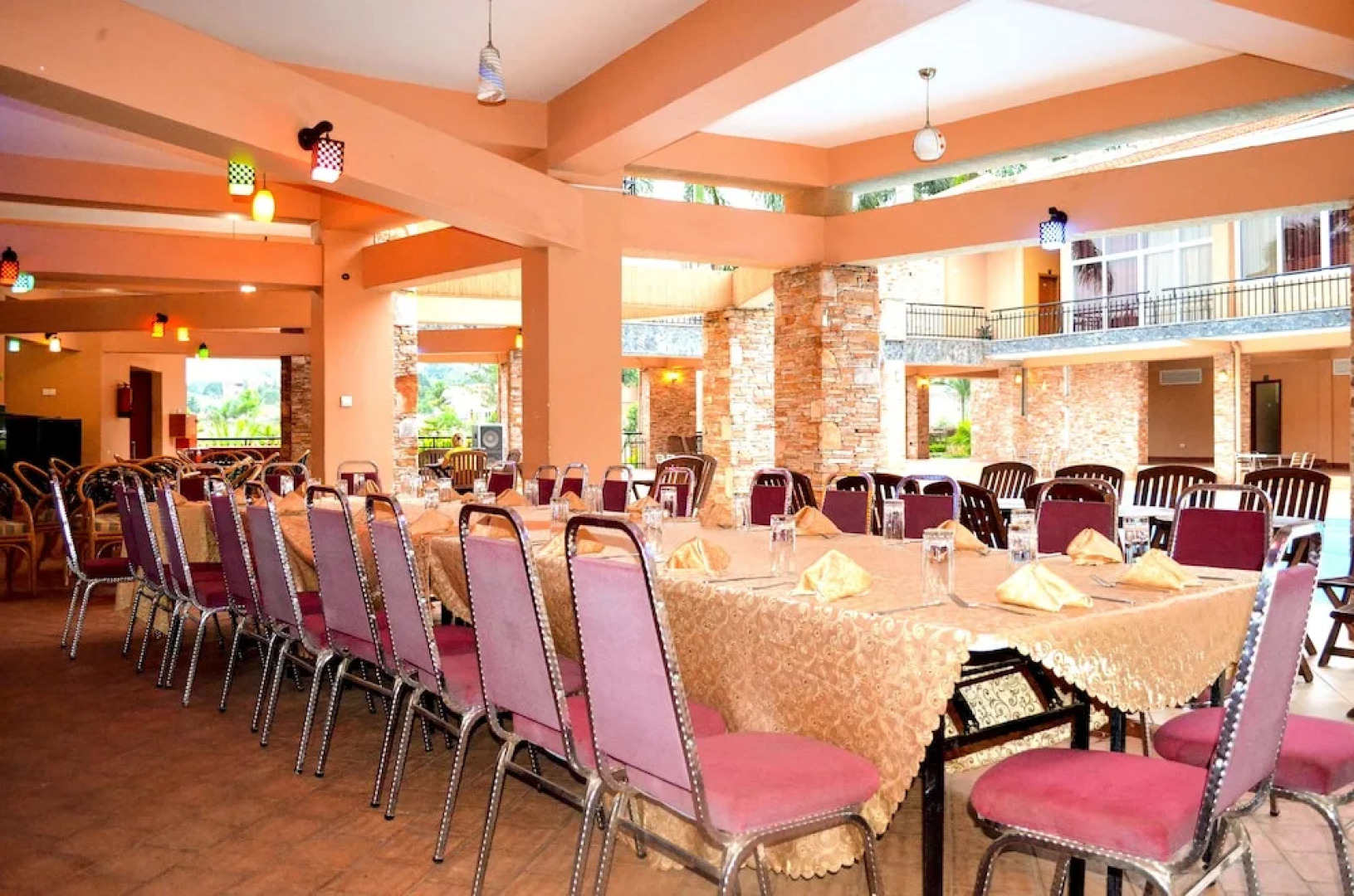 Wash and Wills Hotel