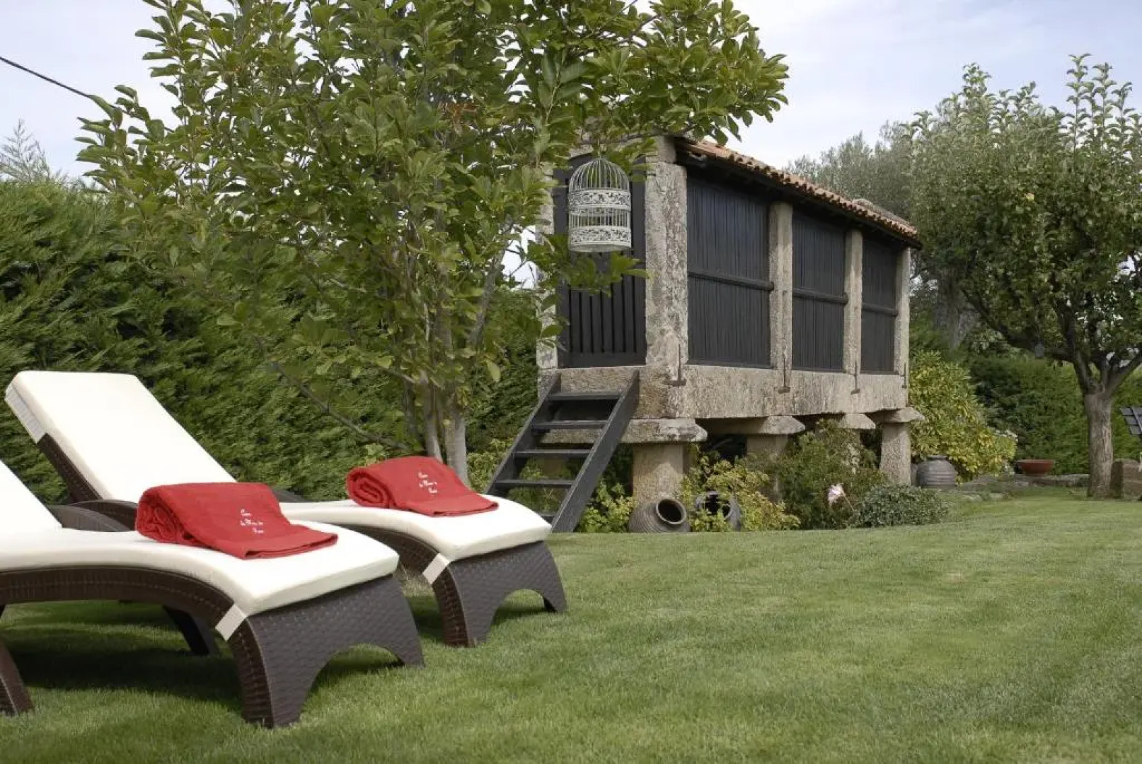 Casa Do Meio Do Povo