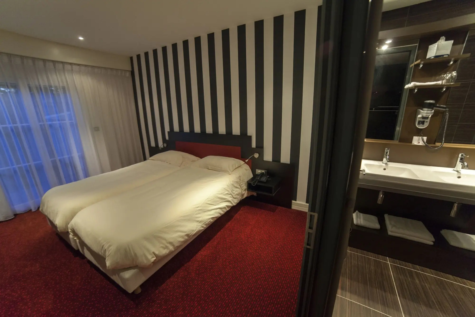 The Originals Boutique, La Maison Rouge