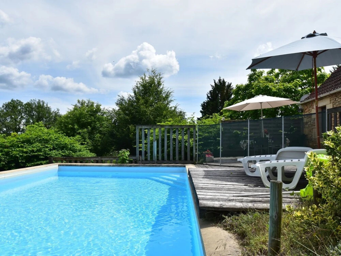 Holiday Home With Very Beautiful View of Marquay , Close to the Caves